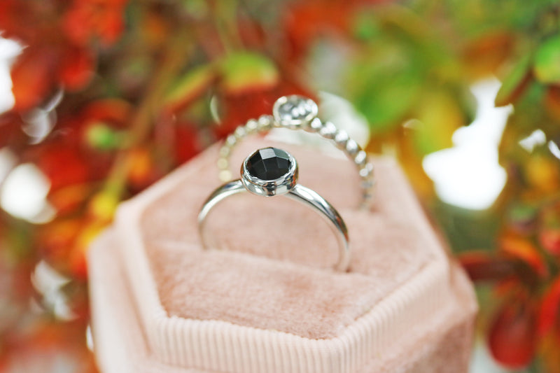 Ethically-sourced Platinum JOY Onyx Stacking Ring - Jeweller's Loupe